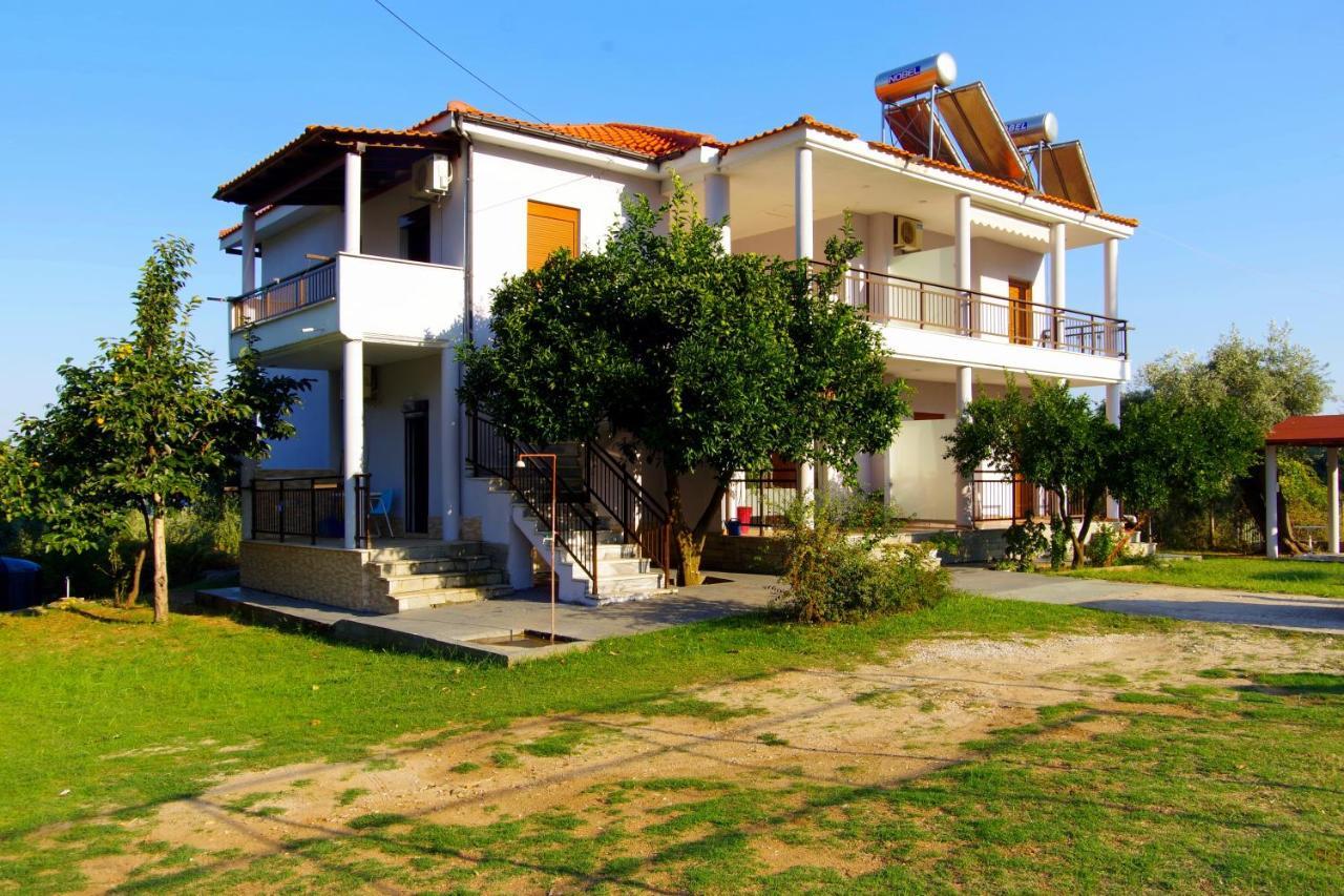 Athina Hotel Kinira Eksteriør billede