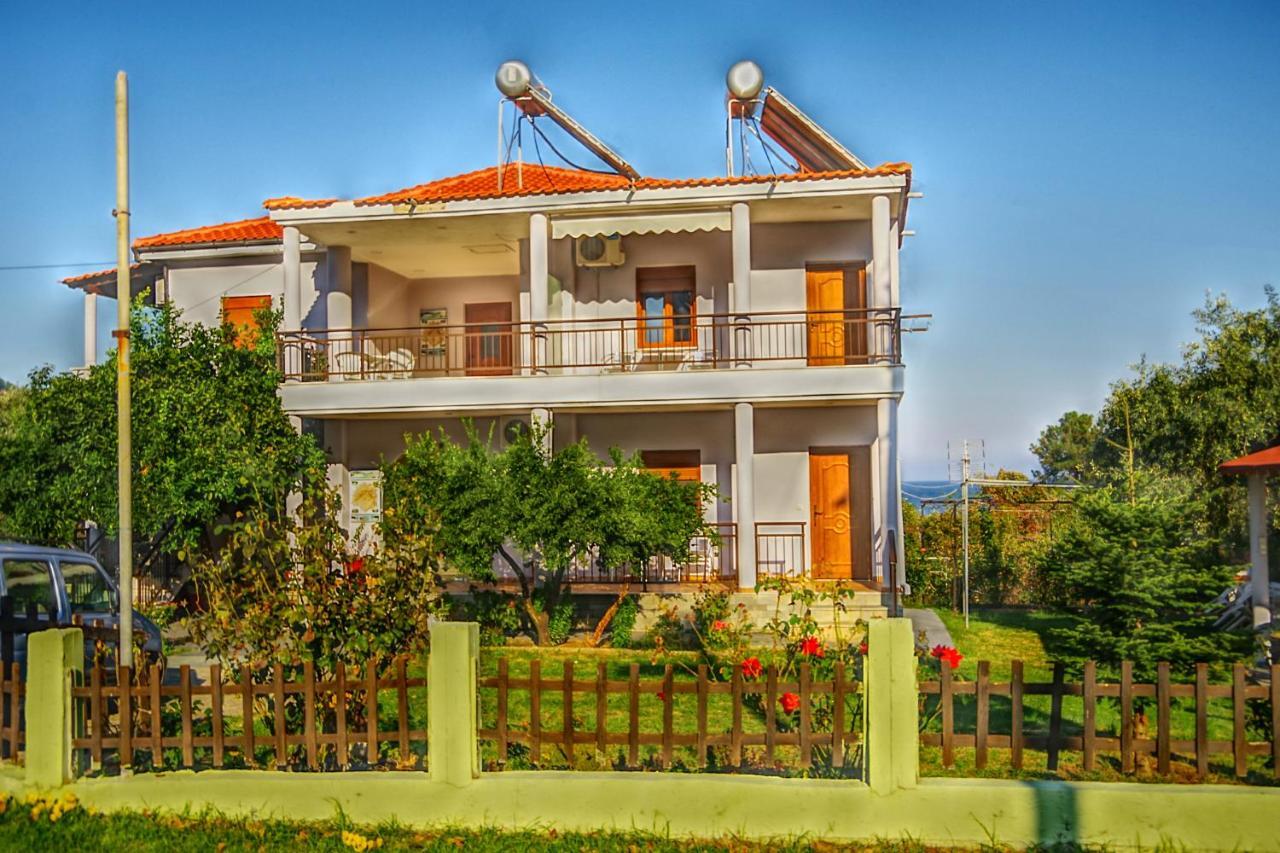 Athina Hotel Kinira Eksteriør billede